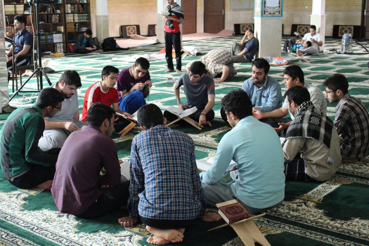 اعتکاف شهرکرد در ۲۴ مسجد برگزار میشود