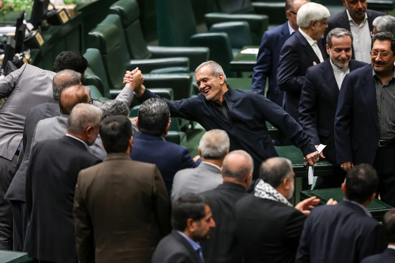 شکست ایده ترمیم کابینه/ کاسه صبر مجلس لبریز می‌شود؟