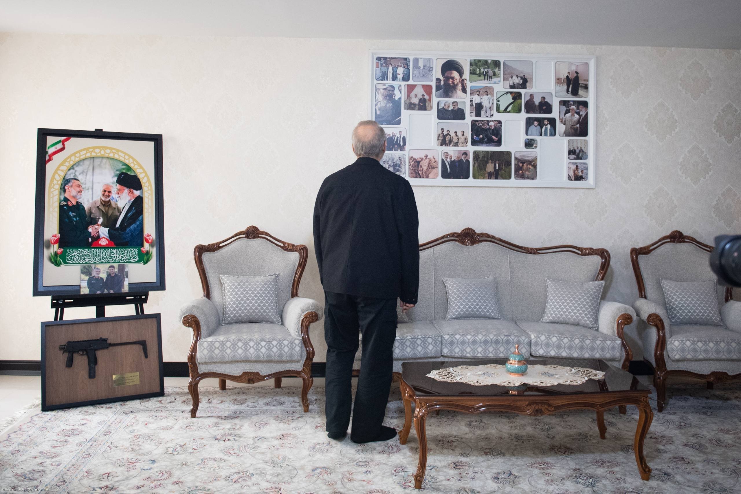 دیدار لاریجانی با خانواده فرماندهان شهید هوافضای سپاه + عکس