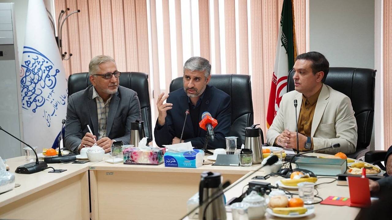 شورایعالی انقلاب فرهنگی میتواند بهعنوان مرجعی فرادستگاهی به صنعت فولاد ورود کند