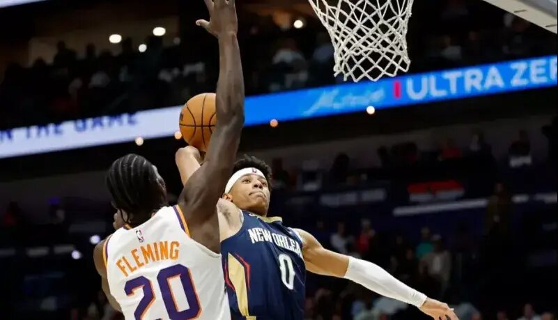 خورشید فینیکس از وسط زد و خورد طلوع کرد!