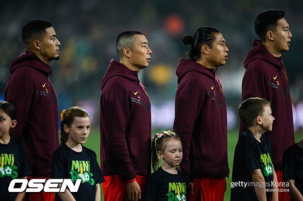 کابوس بزرگ فوتبال چین؛ باید با ربات‌ها بازی کنیم!