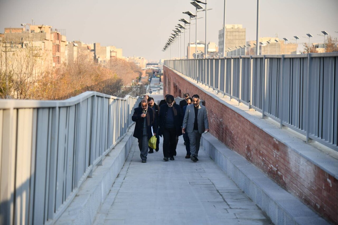 برپایی چهارشنبه امام رضایی در باغ راه حضرت زهرا(س)