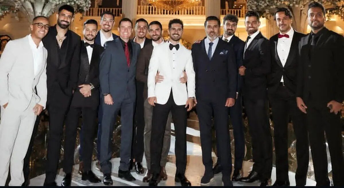 عکس دسته جمعی پرسپولیسی‌ها در عروسی عالیشاه