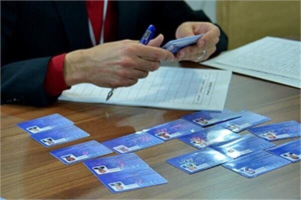 مشکل کارتهای بازرگانی اجارهای زنجیره صادرات غیررسمی را مختل کرده است
