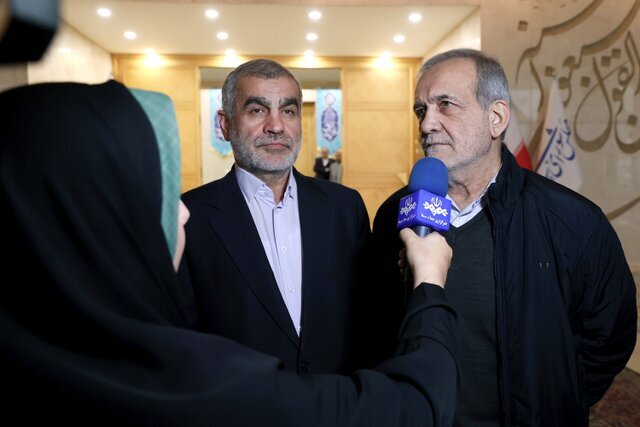 اخبار سیاسی ۷دی؛ تکذیب حذف «وام ازدواج» از بودجه/ انتقادها از افزایش ۲۰درصدی حقوق‌ها