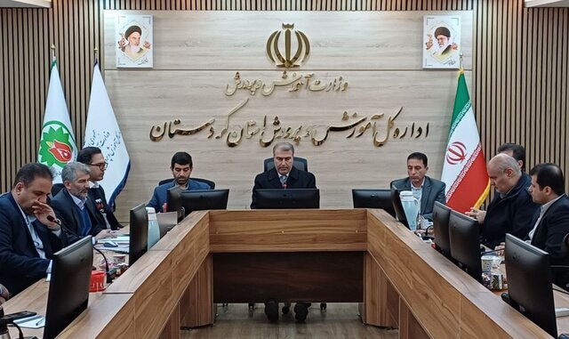 مداخله فوری برای دانشآموزان در معرض خطر در اولویت طرح نماد