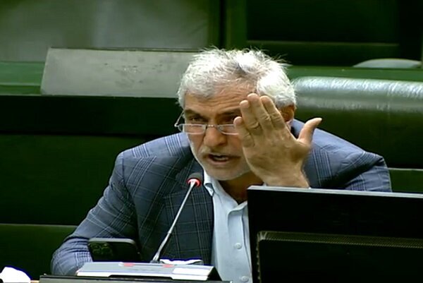 نایب رئیس کمیسیون برنامه: میزان فروش واقعی نفت مشخص نیست