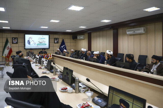 نقش ممتاز آیتالله واعظزاده خراسانی در پیوند سنت علمی حوزه و دانشگاه