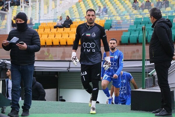 شکست استقلال برابر گل‌گهر در نیمه اول/ آبی‌ها به شرایط نامطلوب برگشتند