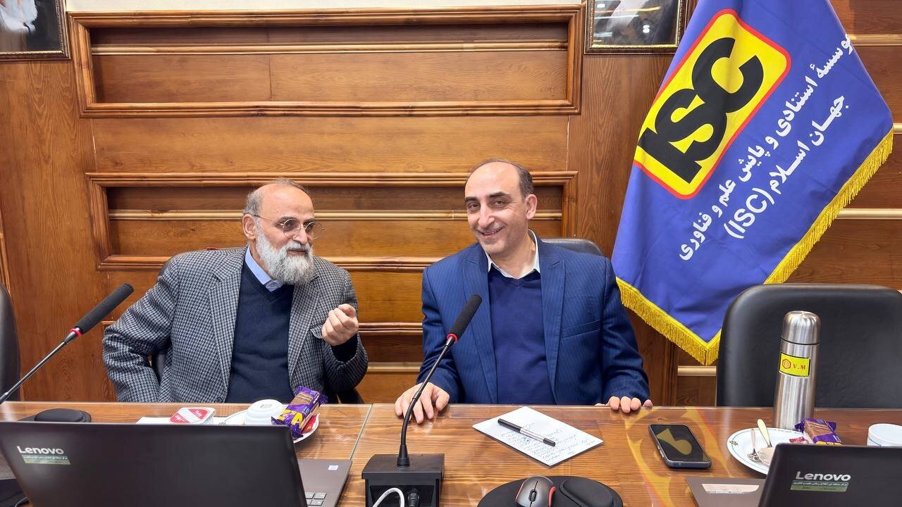 آغاز انتقال فایل‌های دیجیتال اسناد فارسی جنوب آسیا به مرکز ISC