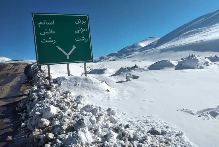 مرادی: محور پونل- خلخال به دلیل کولاک و یخبندان مسدود شد
