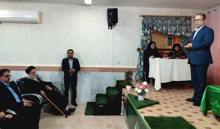 فرماندار دیّر: فعالیتهای فرهنگی مدارس باید مبتنی بر قرآن و عترت باشد