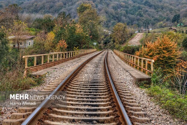 ایران شاهراه ترانزیتی شرق - غرب؛ از تبریز تا ثریا