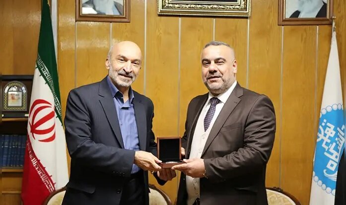 دیدار هیئت دانشگاهی نینوا با رئیس دانشگاه تهران