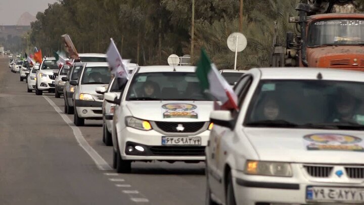 کاروان رالی «قهرمان من» با استقبال مردمی وارد بافق شد