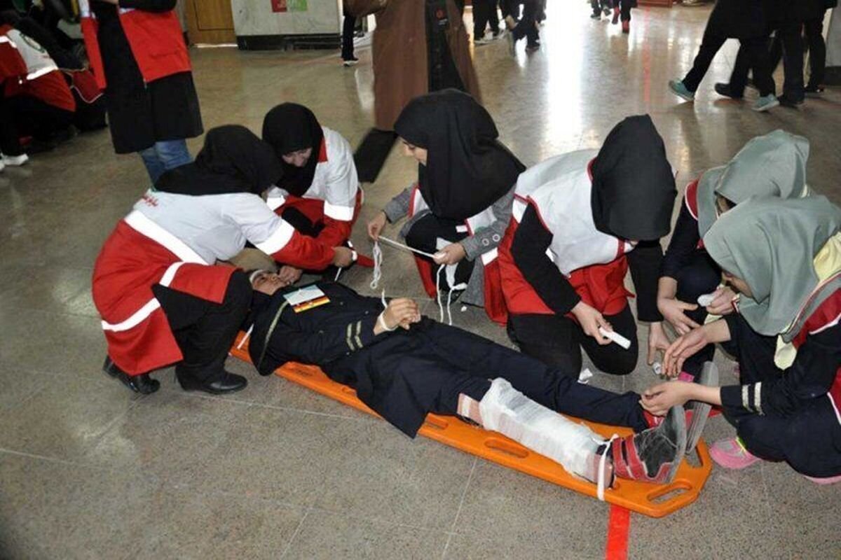 مانور زلزله و اطفای حریق در تهران برگزار شد