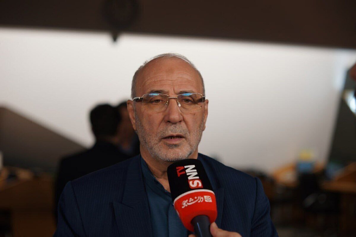 حاجی‌دلیگانی: معیشت مردم خط قرمز بودجه است/ دولت کابینه خود را ترمیم نکند مجلس ورود می‌کند+فیلم