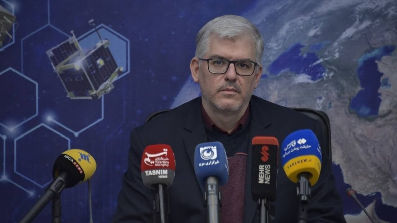سالاریه: ماهوارههای دیگری در بهمن ماه به فضا پرتاب میشود