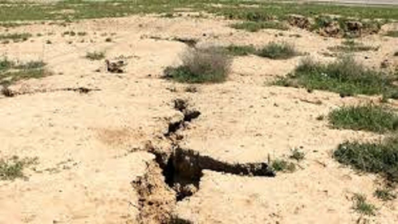 فرونشست زمین دشت اردبیل را تهدید می‌کند