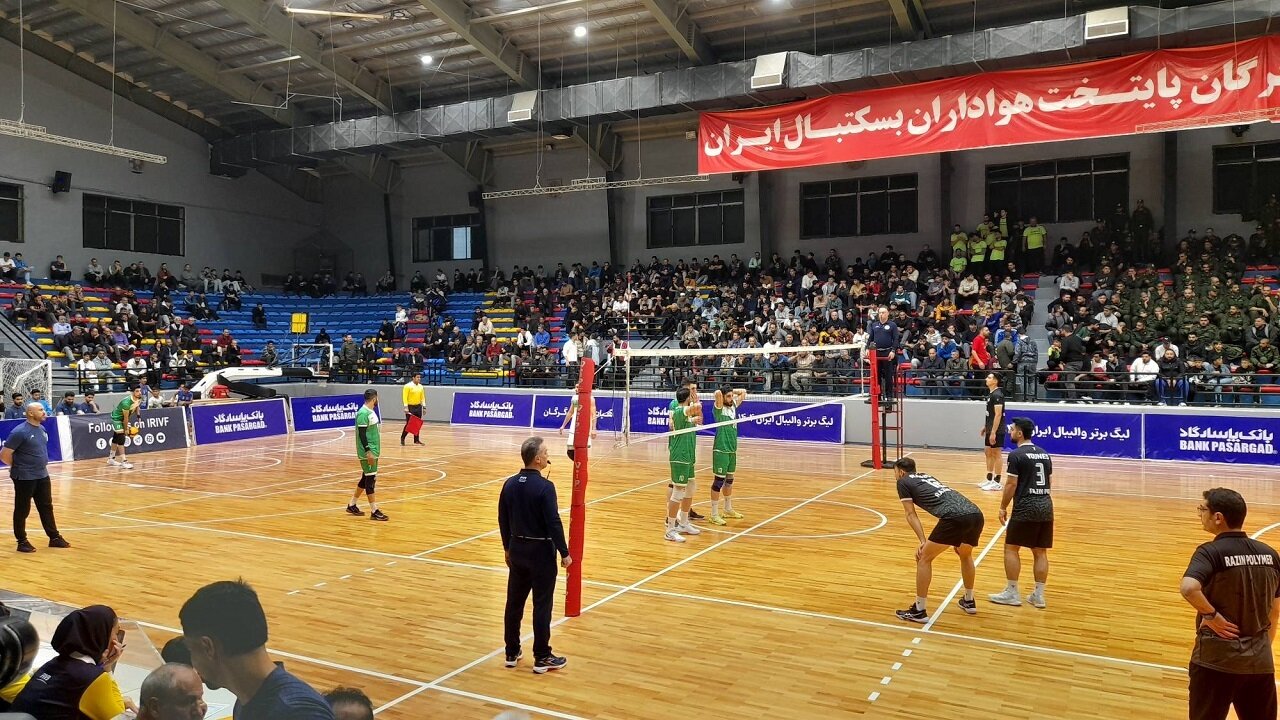 برد خانگی پاس گرگان مقابل رازینپلیمر