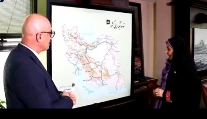 بهرهبرداری از مسیر ریلی خاش _چابهار تا پایان سال/ عملیات ریلگذاری رشت_ آستارا تا پایان سال آغاز میشود+ فیلم