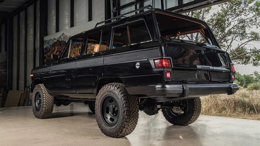 جیپ آهو مدرن می‌شود، موتور V8 و کابین مجلل در دل شاسی‌بلند کلاسیک