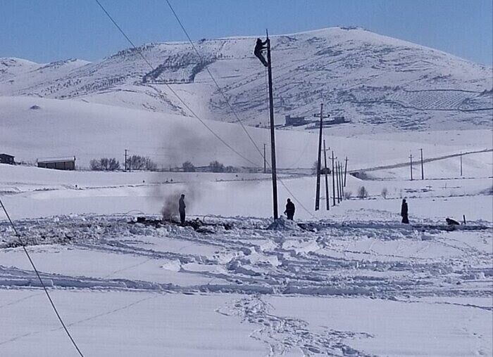 بارش شدید برف و باران موجب قطع برق ۱۷۵ روستای الیگودرز شد