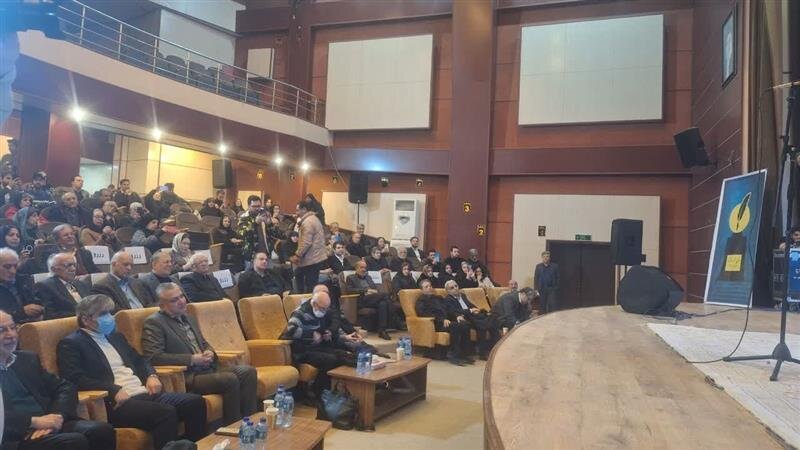 جشنواره قلم مانا البرز از ۱۱ چهره ملی فرهنگ و هنر تجلیل کرد