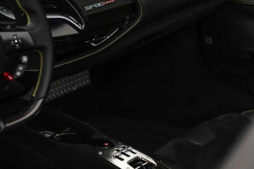 فراری SF90، کادوی کریسمس نوویتک به علاقه‌مندان!