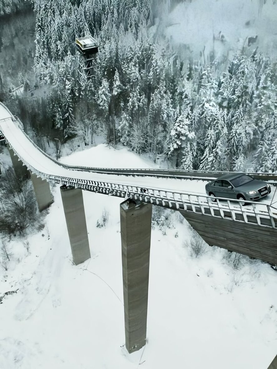 راز چسبندگی آئودی به جاده؛ حتی وقتی مسیر عمودی است!