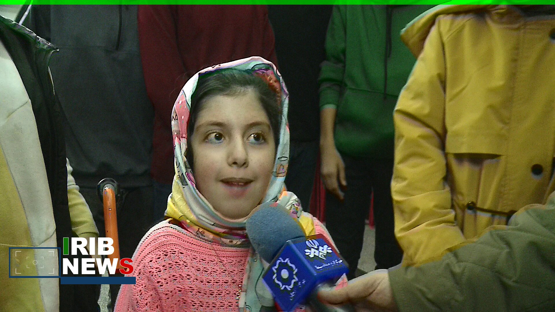 شادی و غرور جوانان زنجانی از پرتاب موفق سه ماهواره ایرانی به فضا