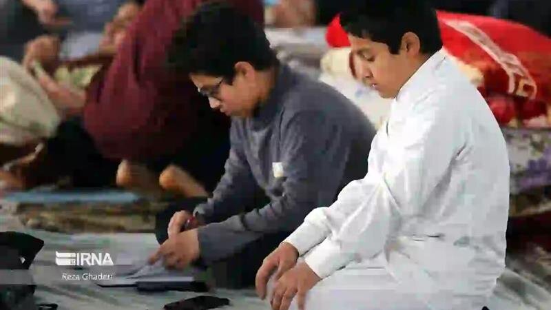 امام جمعه یزد: هدایت جوانان در مسیر معنویت، ثمره اعتکاف باشد