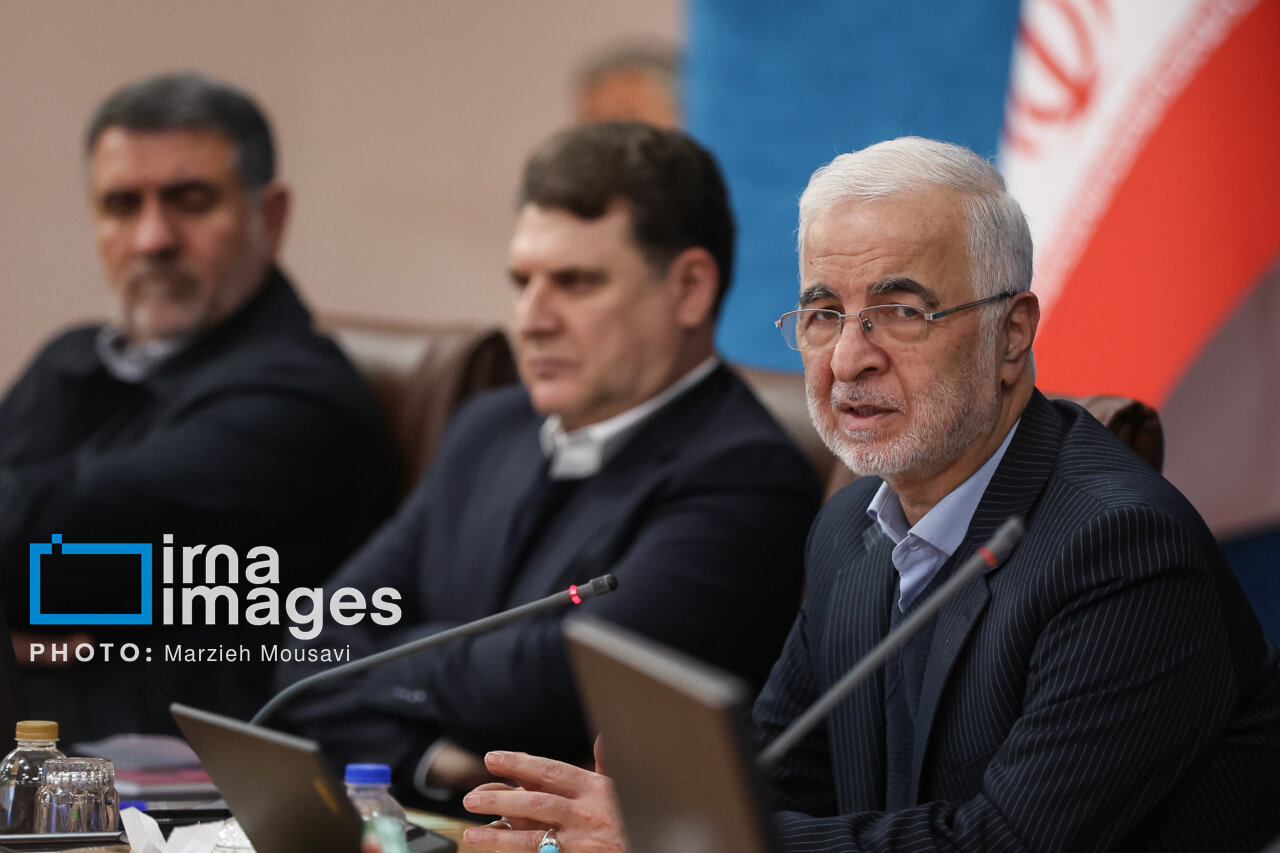 عکس/ نشست استانداران سراسر کشور با موضوع انتخابات سال ۱۴۰۵