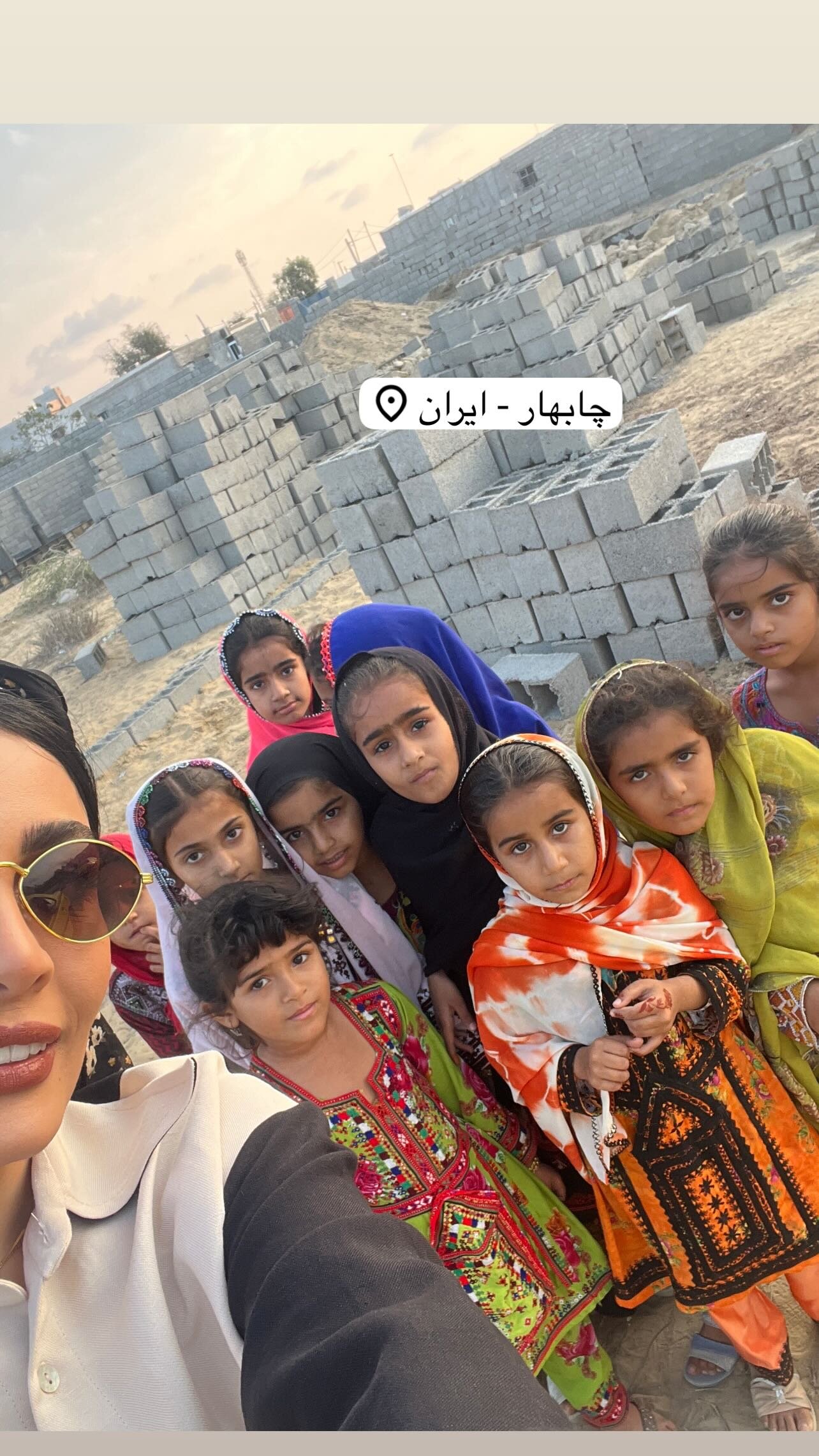 چهره ها/ قاب زیبا و دسته جمعی صحرا اسداللهی در چابهار