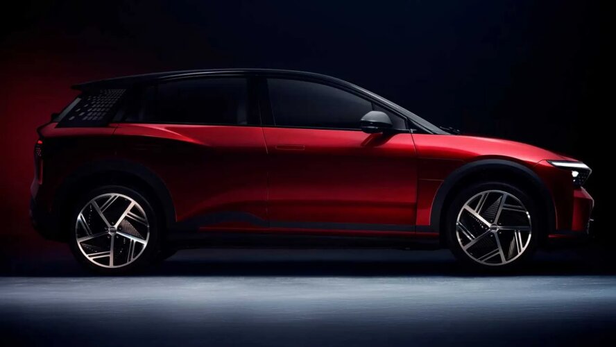 شرکت سازنده آیفون اولین خودروی برقی ملی تایوان را معرفی کرد