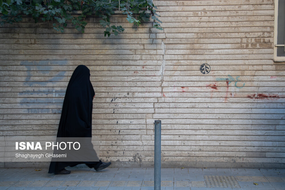 عکس/ خطر بلعیده شدن اصفهان