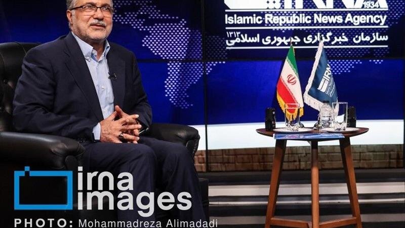 رفع مشکل نقدینگی تولیدکنندگان تجهیزات پزشکی از طریق سران قوا پیگیری می‌شود