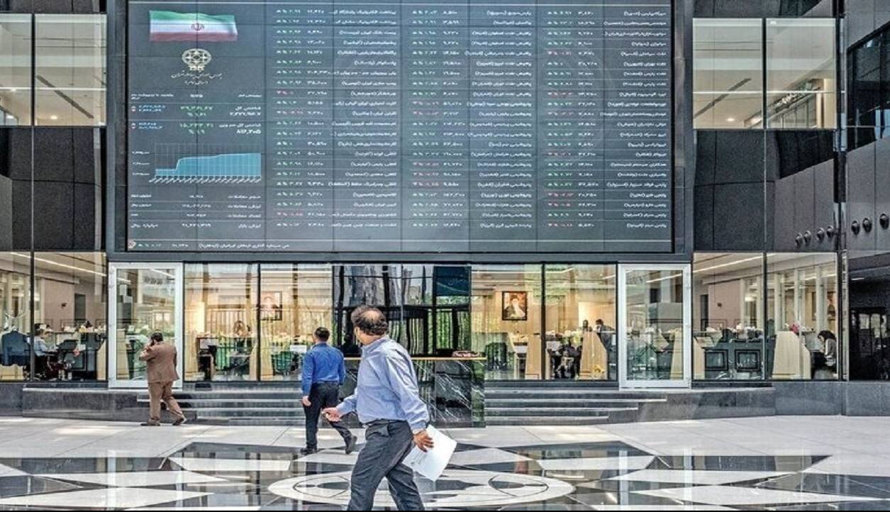 پیش‌‌بینی بورسِ فردا «سه‌شنبه»؛ بازار سهام وارد فاز اصلاحی شد