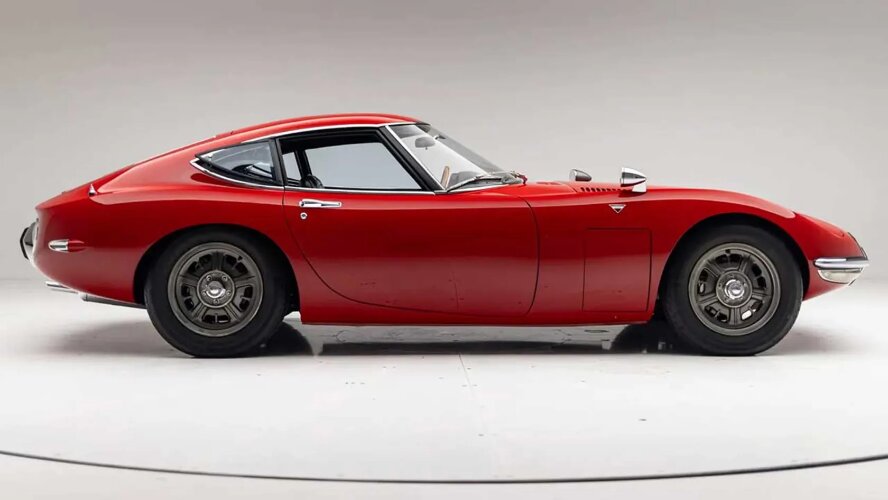 تویوتا 2000GT، ارزشمندترین و کلکسیونی‌ترین خودروی ژاپنی