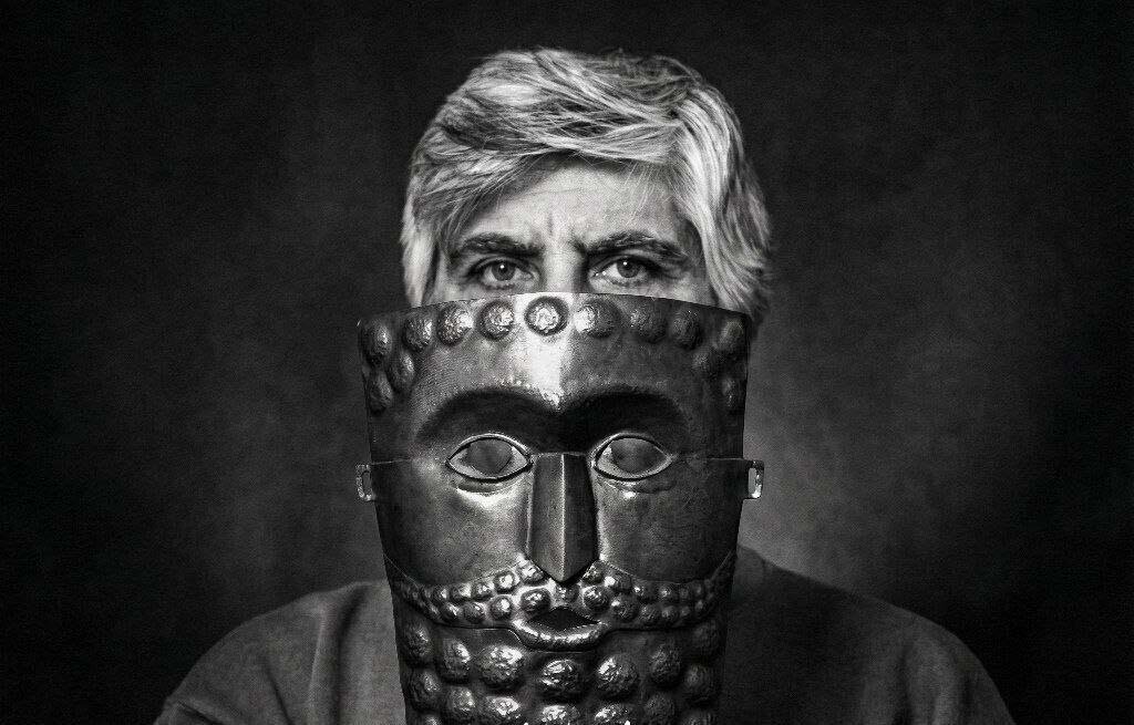 کتاب‌هایی به زبان انگلیسی که درباره آثار بهرام بیضایی منتشر شده‌اند