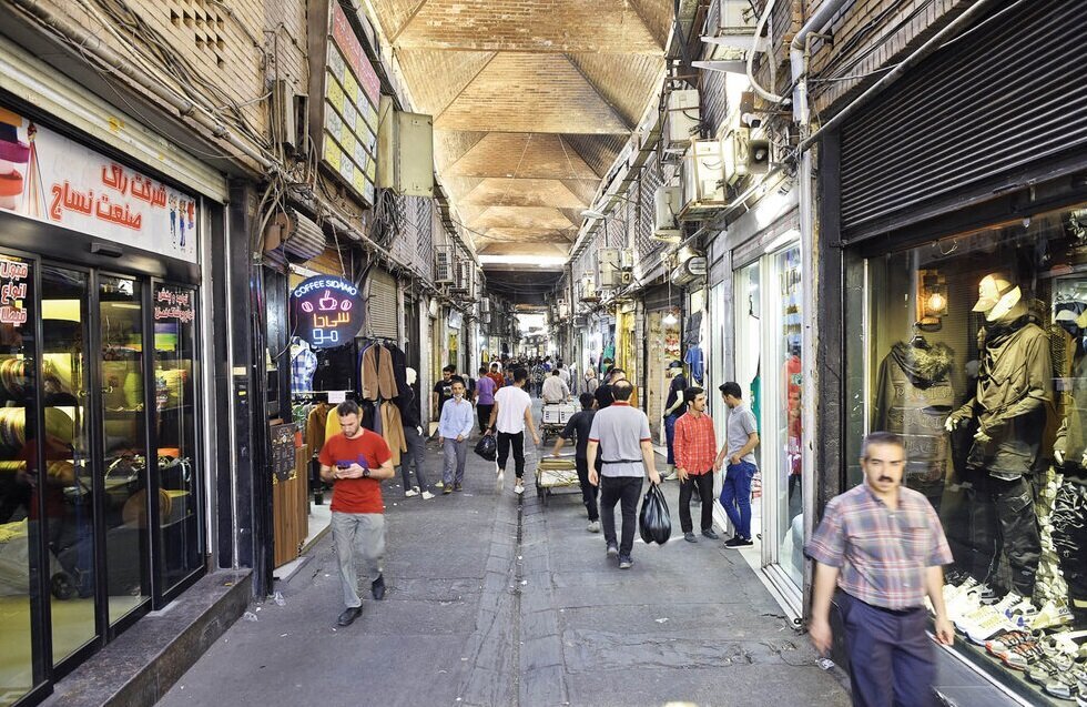 صدای مردم به خوبی شنیده می ‌شود