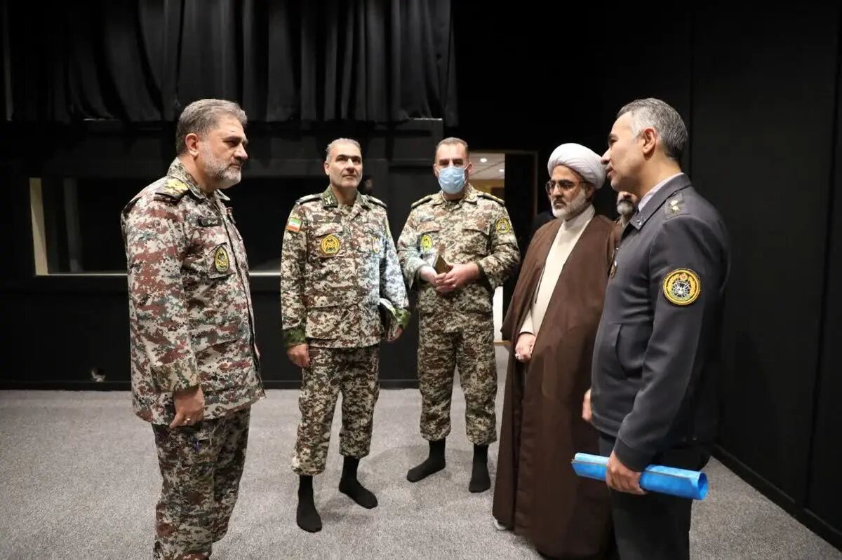 دشمن به دنبال تحت تاثیر قرار دادن افکار عمومی است