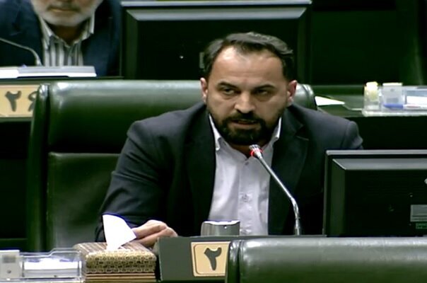 مالیات صفر برای واردات خودروی لوکس و افزایش ۵۷ درصدی مالیات در بودجه ۱۴۰۵