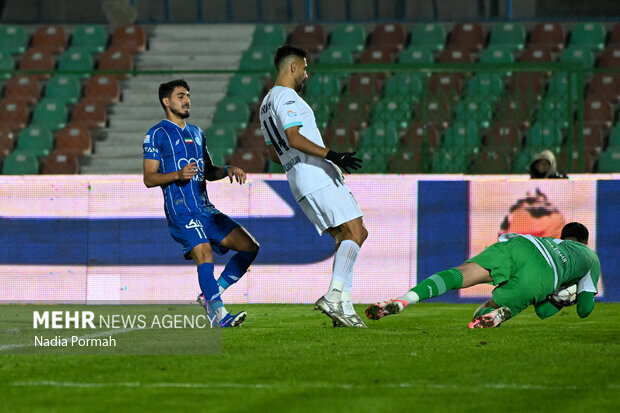 دلایل ناکامی استقلال و نقش ساپینتو/چرا المحرق را برد و به گل‌گهر باخت؟