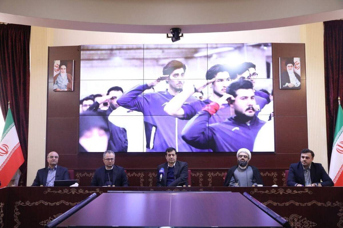 رونمایی از کتاب «حکمرانی هوشمند در ورزش» در نشست نخبگان علمی با وزیر ورزش و جوانان