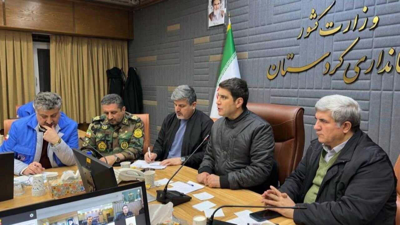 نجات مسافران در راه‌مانده اولویت امدادرسانی‌ها در کردستان