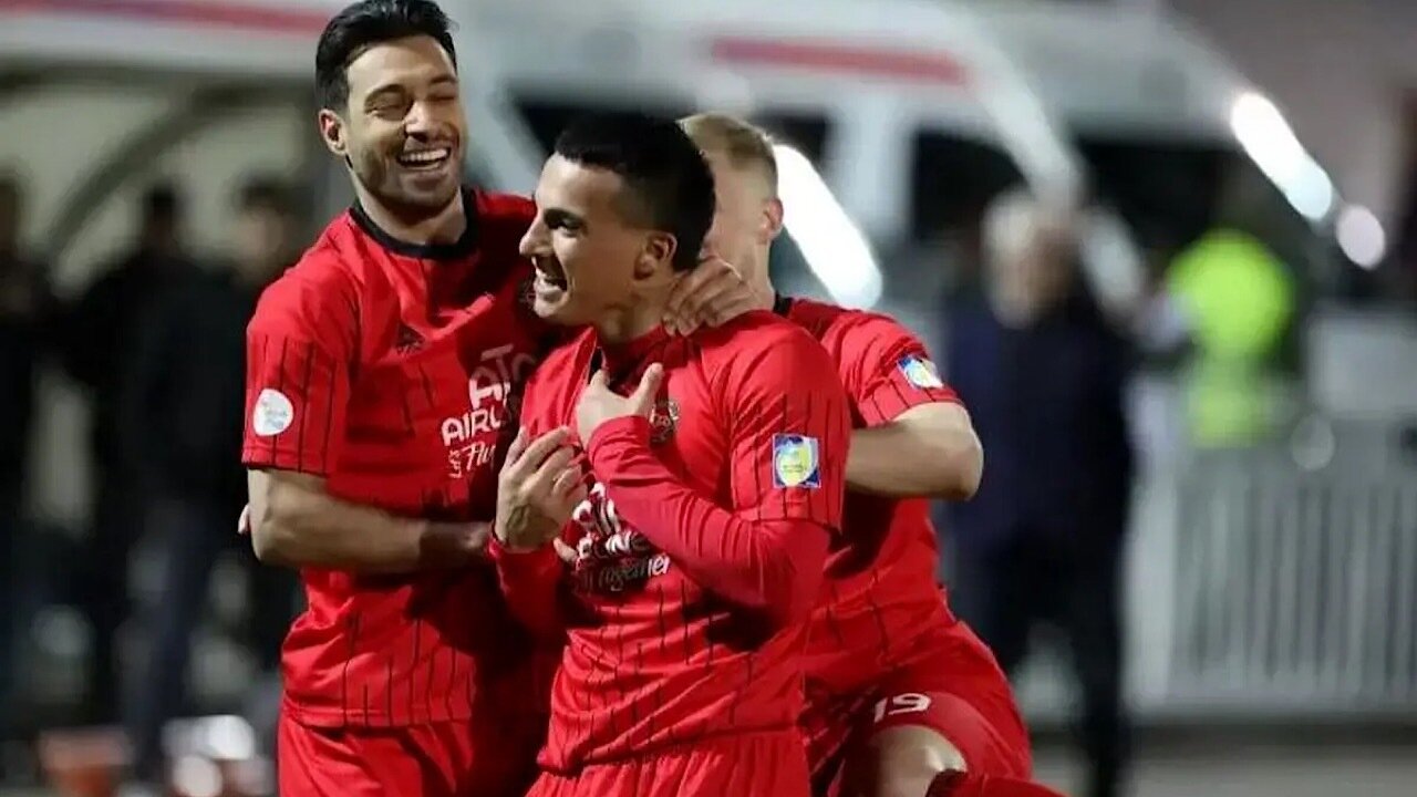 ساعت بازی تراکتور تغییر کرد