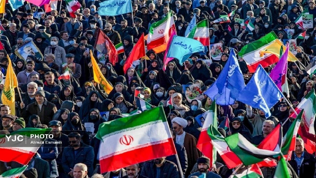 گفتمان پایدار در حیات سیاسی و اجتماعی را در ۹ دی تقویت کنیم