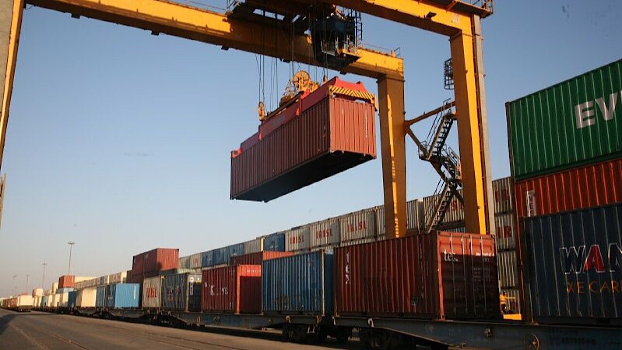 تحقق سهم ۳۰ درصدی حمل ریلی با نرخهای فعلی سوخت امکانپذیر نیست